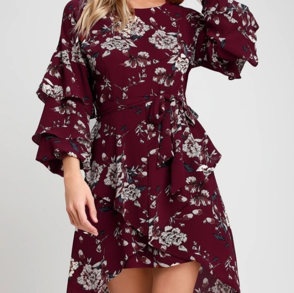Lulu's burgundy dress. Size M. New with tags!